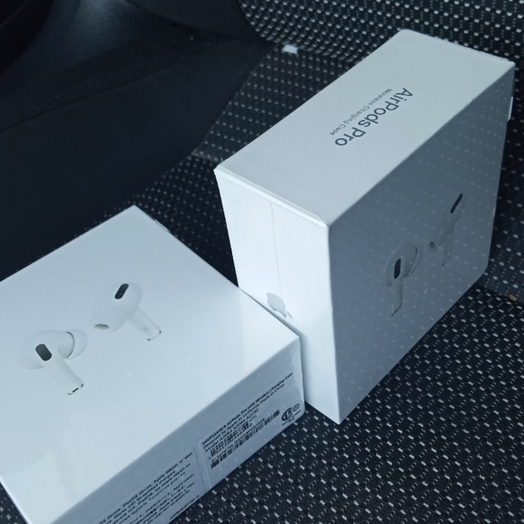 Airpods pro noise cancellation - Picture 1 of 4